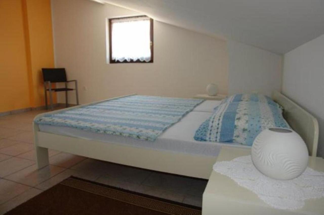 Apartments Besedic Mandre Buitenkant foto