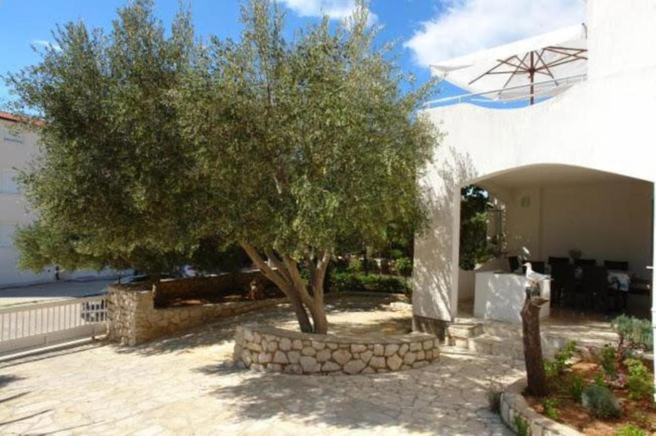 Apartments Besedic Mandre Buitenkant foto