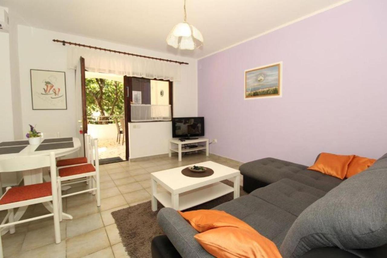 Apartments Besedic Mandre Buitenkant foto